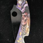 6.5-inch knife with a sharp stainless steel blade, available in two assorted colors, perfect for everyday carry and outdoor use